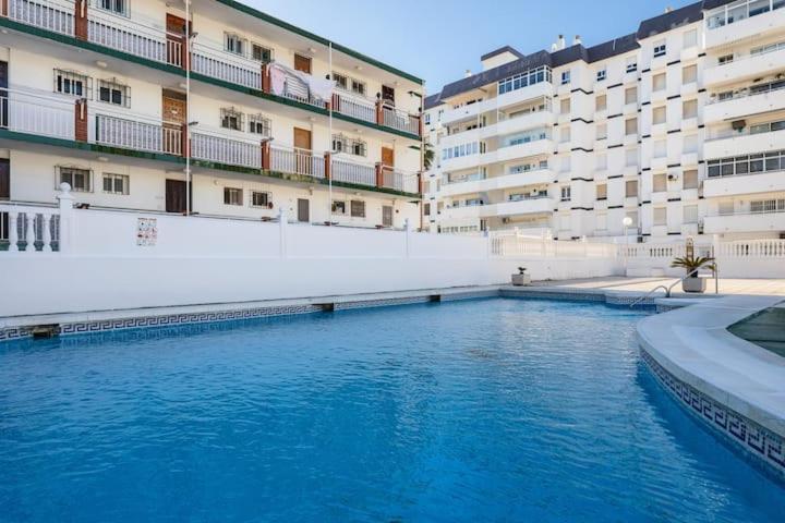 Apartamento, Sol Y Playas ベナルマデナ エクステリア 写真
